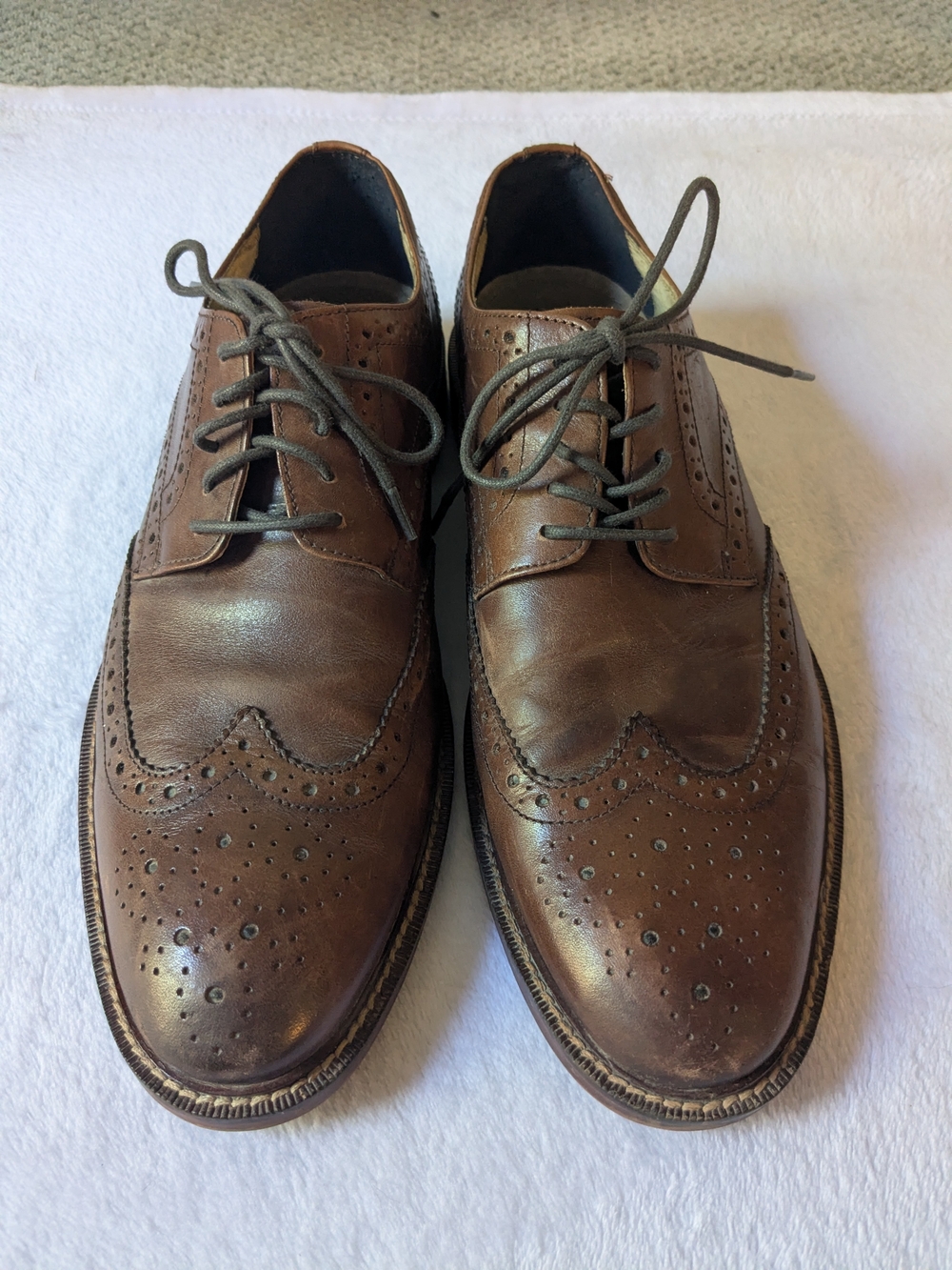 Banana Republic Brown Leather Wingtip Dress Shoes - Men